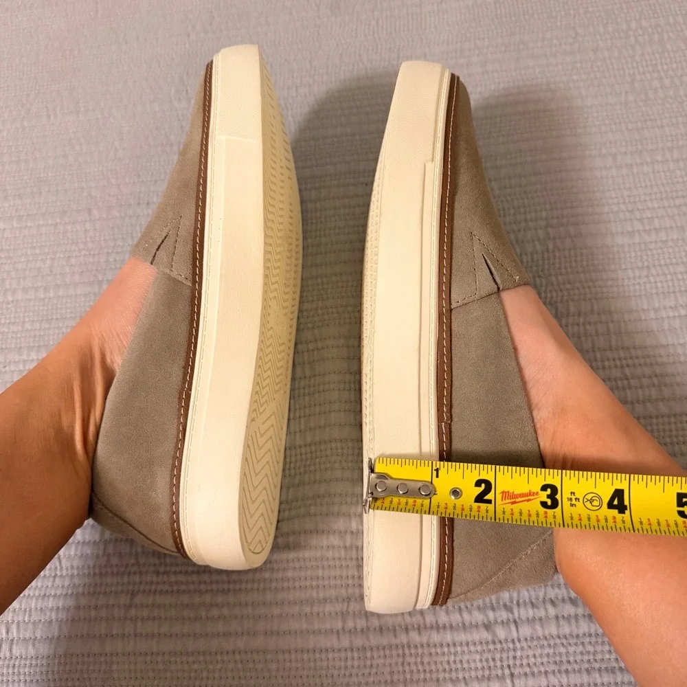 NEW TOMS Women's Taupe Textile Slip On Platform Sneakers Flats Size 9